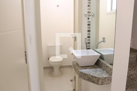 Lavabo da sala de casa de condomínio à venda com 3 quartos, 110m² em Chácara Primavera, Campinas