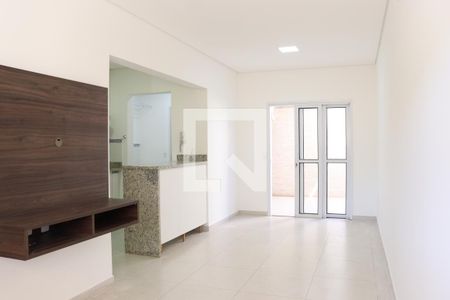 Sala de casa de condomínio à venda com 3 quartos, 110m² em Chácara Primavera, Campinas