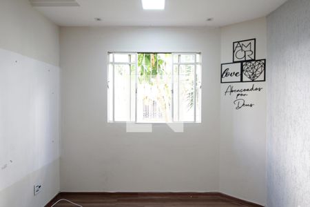 Sala de apartamento para alugar com 3 quartos, 66m² em Santa Amelia, Belo Horizonte