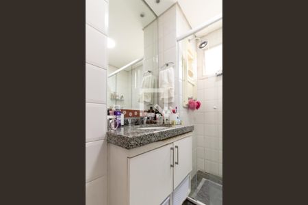 Apartamento à venda com 72m², 2 quartos e 1 vaga Apartamento à venda com 72m², 2 quartos e 1 vagaBanheiro