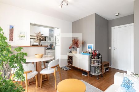 Sala de apartamento à venda com 2 quartos, 72m² em Vila Nova Conceição, São Paulo