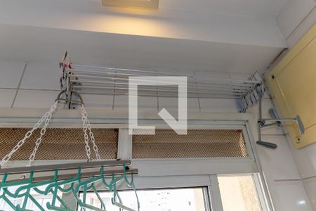 Apartamento à venda com 72m², 2 quartos e 1 vaga Apartamento à venda com 72m², 2 quartos e 1 vagaÁrea de Serviço