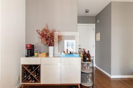 Sala de apartamento à venda com 2 quartos, 72m² em Vila Nova Conceição, São Paulo