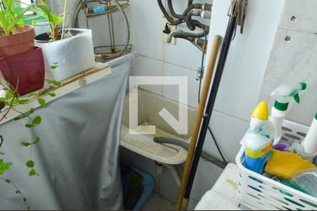 Apartamento à venda com 73m², 3 quartos e 1 vagaÁrea de Serviço 