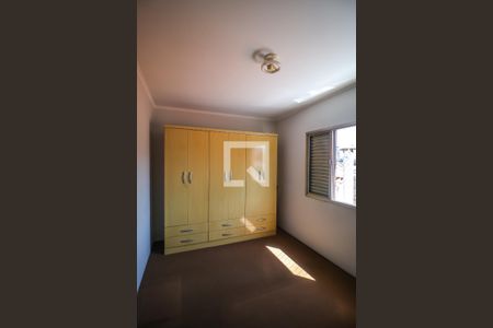 Casa à venda com 163m², 3 quartos e 4 vagasQuarto 2