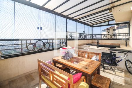 Apartamento à venda com 147m², 3 quartos e 3 vagasVaranda