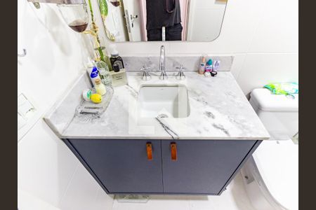 Apartamento à venda com 64m², 2 quartos e 1 vagaBanheiro