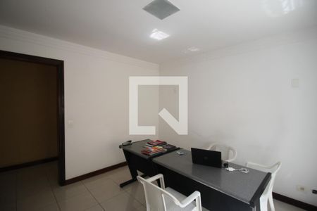 Quarto 1 de casa para alugar com 5 quartos, 750m² em Jardim Santa Helena, São Paulo