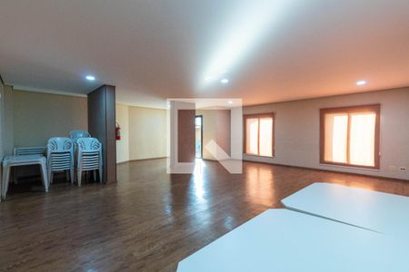 Apartamento à venda com 78m², 3 quartos e 1 vaga Apartamento à venda com 78m², 3 quartos e 1 vagaÁrea comum - Salão de festas