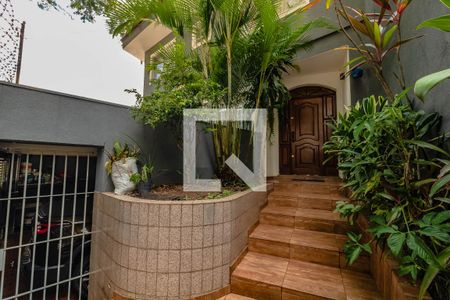 Casa à venda com 172m², 3 quartos e 2 vagasFachada