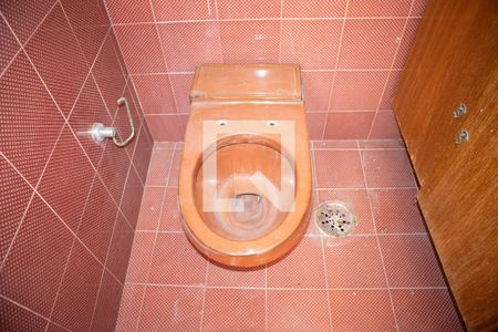 Casa à venda com 240m², 3 quartos e 3 vagasBanheiro do Quarto 2