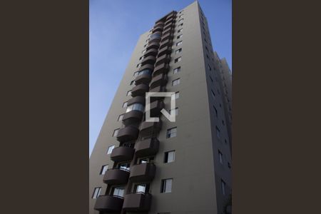 Apartamento para alugar com 76m², 2 quartos e 1 vaga Apartamento para alugar com 76m², 2 quartos e 1 vagaFachada