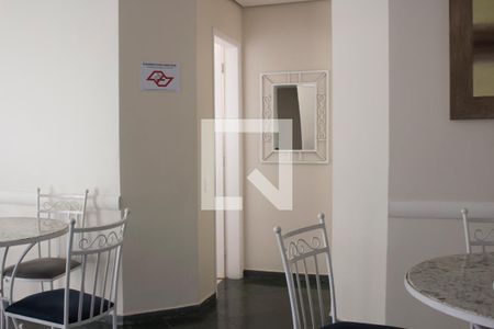 Apartamento para alugar com 76m², 2 quartos e 1 vaga Apartamento para alugar com 76m², 2 quartos e 1 vagaÁrea comum - Salão de festas