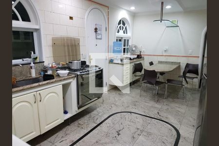 Casa à venda com 400m², 4 quartos e 5 vagasFoto 16