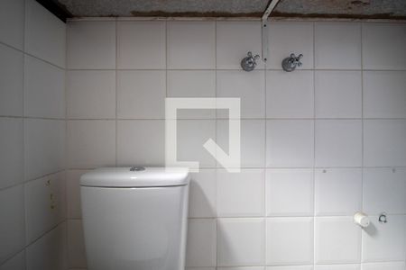 Apartamento à venda com 93m², 3 quartos e 2 vagas Apartamento à venda com 93m², 3 quartos e 2 vagasBanheiro de Serviço