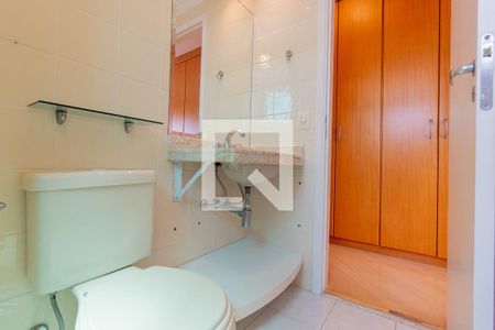 Apartamento à venda com 93m², 3 quartos e 2 vagas Apartamento à venda com 93m², 3 quartos e 2 vagasSuíte