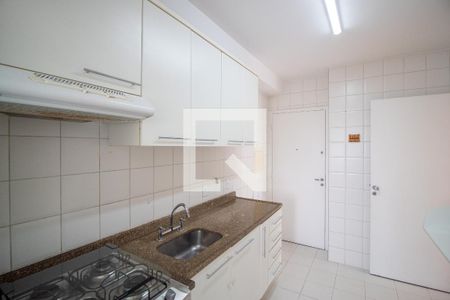 Apartamento à venda com 93m², 3 quartos e 2 vagas Apartamento à venda com 93m², 3 quartos e 2 vagasCozinha