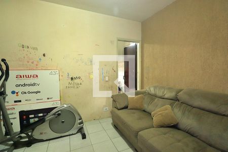 Sala de casa para alugar com 2 quartos, 185m² em Jardim Santo Alberto, Santo André