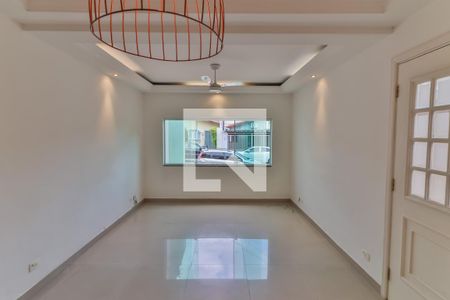 Sala de casa de condomínio à venda com 3 quartos, 135m² em Jardim Olympia, São Paulo
