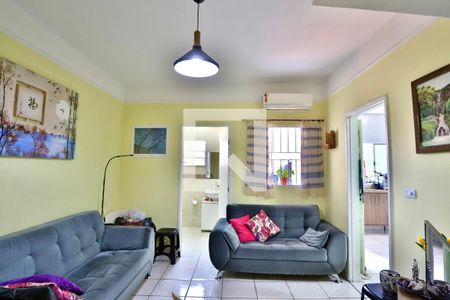 Casa à venda com 170m², 4 quartos e 2 vagasSala 2