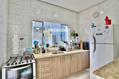 Casa à venda com 170m², 4 quartos e 2 vagasCozinha 2