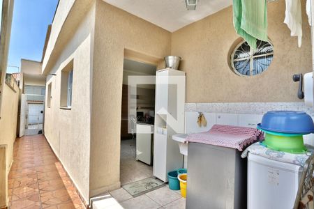 Casa à venda com 170m², 4 quartos e 2 vagasLavanderia 1