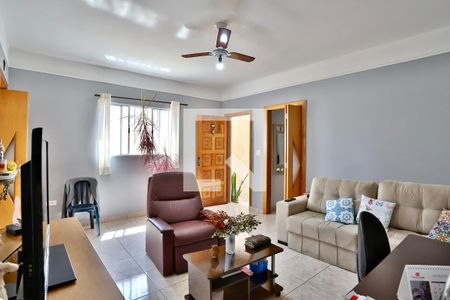 Sala 1 de casa à venda com 4 quartos, 170m² em Água Rasa, São Paulo