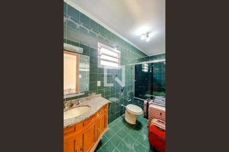 Casa à venda com 358m², 4 quartos e 10 vagasBanheiro da Suíte