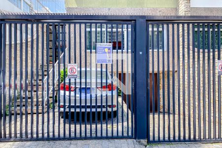 Casa à venda com 358m², 4 quartos e 10 vagasFachada