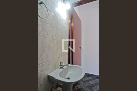 Casa à venda com 230m², 3 quartos e 3 vagasLavabo