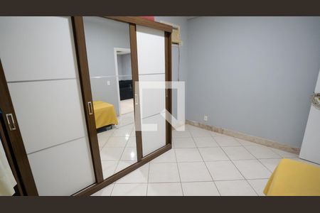 Quarto 1 de casa de condomínio para alugar com 5 quartos, 240m² em Centro, Niterói