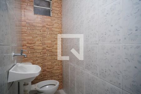 Banheiro de casa para alugar com 1 quarto, 40m² em Parque Cisper, São Paulo