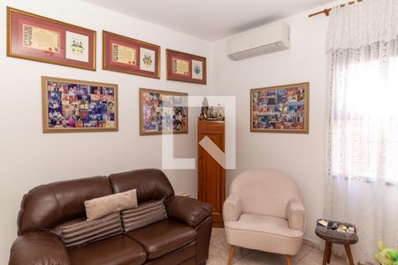 Casa à venda com 150m², 4 quartos e 2 vagasSala 2