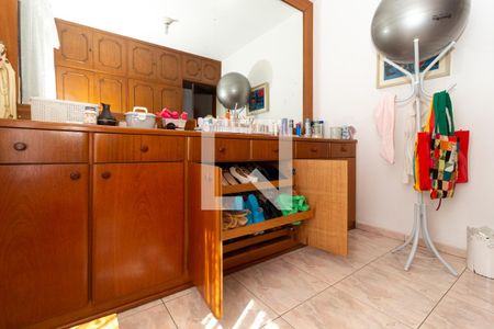 Casa à venda com 150m², 4 quartos e 2 vagasQuarto 2