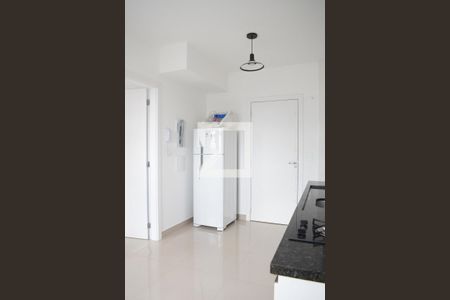 Cozinha de apartamento para alugar com 1 quarto, 30m² em Guaíra, Curitiba