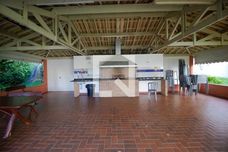 Apartamento para alugar com 69m², 2 quartos e 1 vaga Apartamento para alugar com 69m², 2 quartos e 1 vagaÁrea comum - Churrasqueira