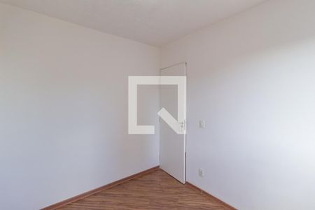 Quarto 1 de apartamento para alugar com 2 quartos, 50m² em Vila Ester, Carapicuíba