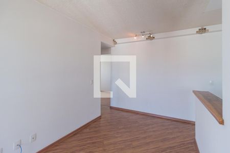 Sala de apartamento para alugar com 2 quartos, 50m² em Vila Ester, Carapicuíba