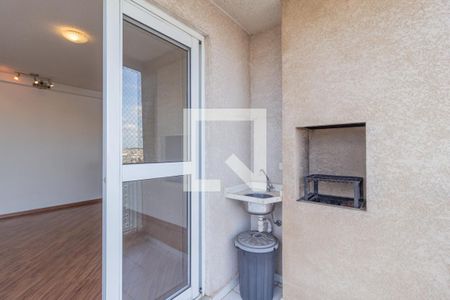 Sacada Sala de apartamento para alugar com 2 quartos, 50m² em Vila Ester, Carapicuíba