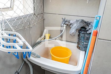 Apartamento à venda com 54m², 3 quartos e 1 vaga Apartamento à venda com 54m², 3 quartos e 1 vagaCozinha e Área de Serviço