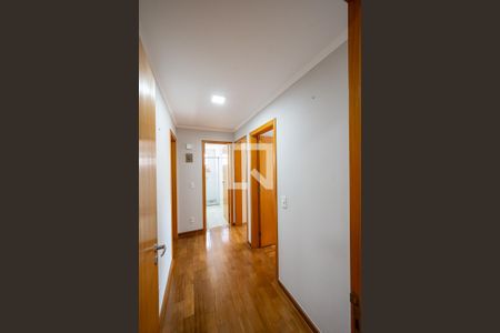 Corredor de apartamento para alugar com 3 quartos, 136m² em Vila Mariana, São Paulo