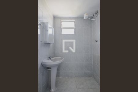 Apartamento para alugar com 66m², 3 quartos e sem vagaBanheiro