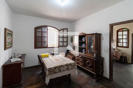 Sala 2 de casa à venda com 3 quartos, 243m² em Santa Amelia, Belo Horizonte