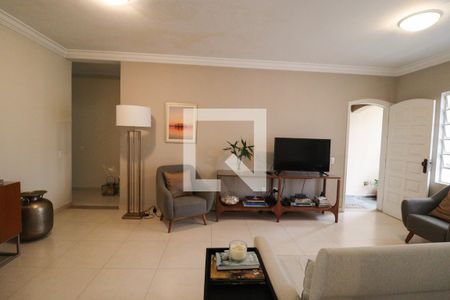 Sala de casa à venda com 4 quartos, 250m² em Jardim da Fonte, Jundiaí