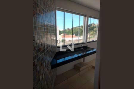 Casa à venda com 300m², 12 quartos e 5 vagasApartamento 1