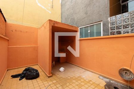 Casa à venda com 76m², 3 quartos e 1 vagaÁrea de Serviço