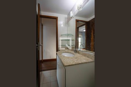 Apartamento à venda com 73m², 3 quartos e 1 vagaBanheiro Social