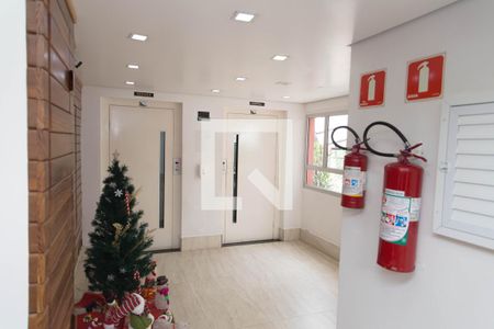 Apartamento à venda com 73m², 3 quartos e 1 vaga Apartamento à venda com 73m², 3 quartos e 1 vagaHall social