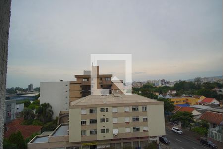 Quarto 1 _Vista de apartamento para alugar com 3 quartos, 80m² em Santa Maria Goretti, Porto Alegre