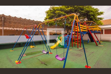 Apartamento à venda com 82m², 3 quartos e 1 vaga Apartamento à venda com 82m², 3 quartos e 1 vagaÁrea comum - Playground